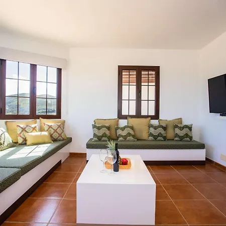 וילה Palmera Villas *